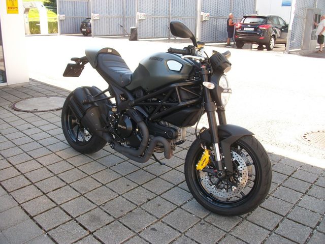 Ducati Monster 1100 – Foto 4