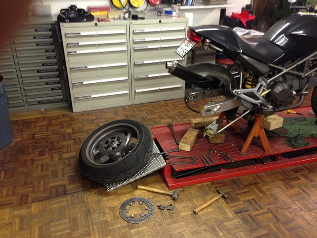 Ducati Monster 900S i.e – Foto 17