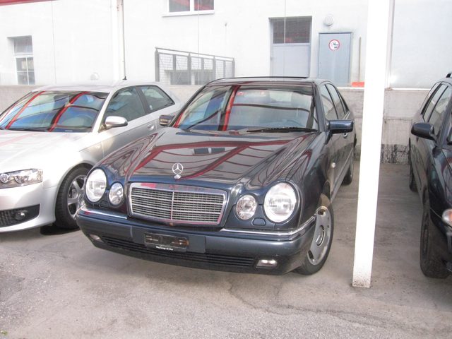 Mercedes E280 – Foto 9
