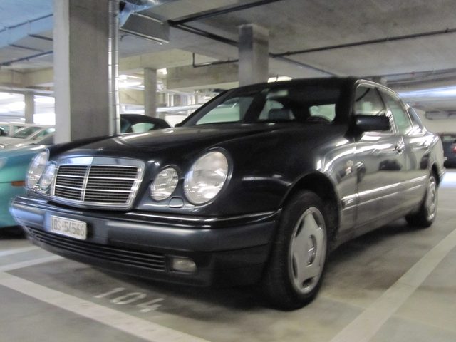 Mercedes E280 – Foto 15